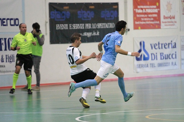 爆冷！世界亚军3人出局，张本智和2人崩盘，1位16岁少女能掀翻国乒霸权吗？